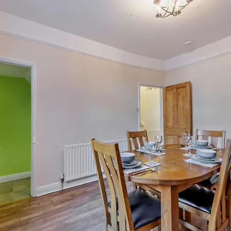 1 Bed In Oc-l31011 * Whitby